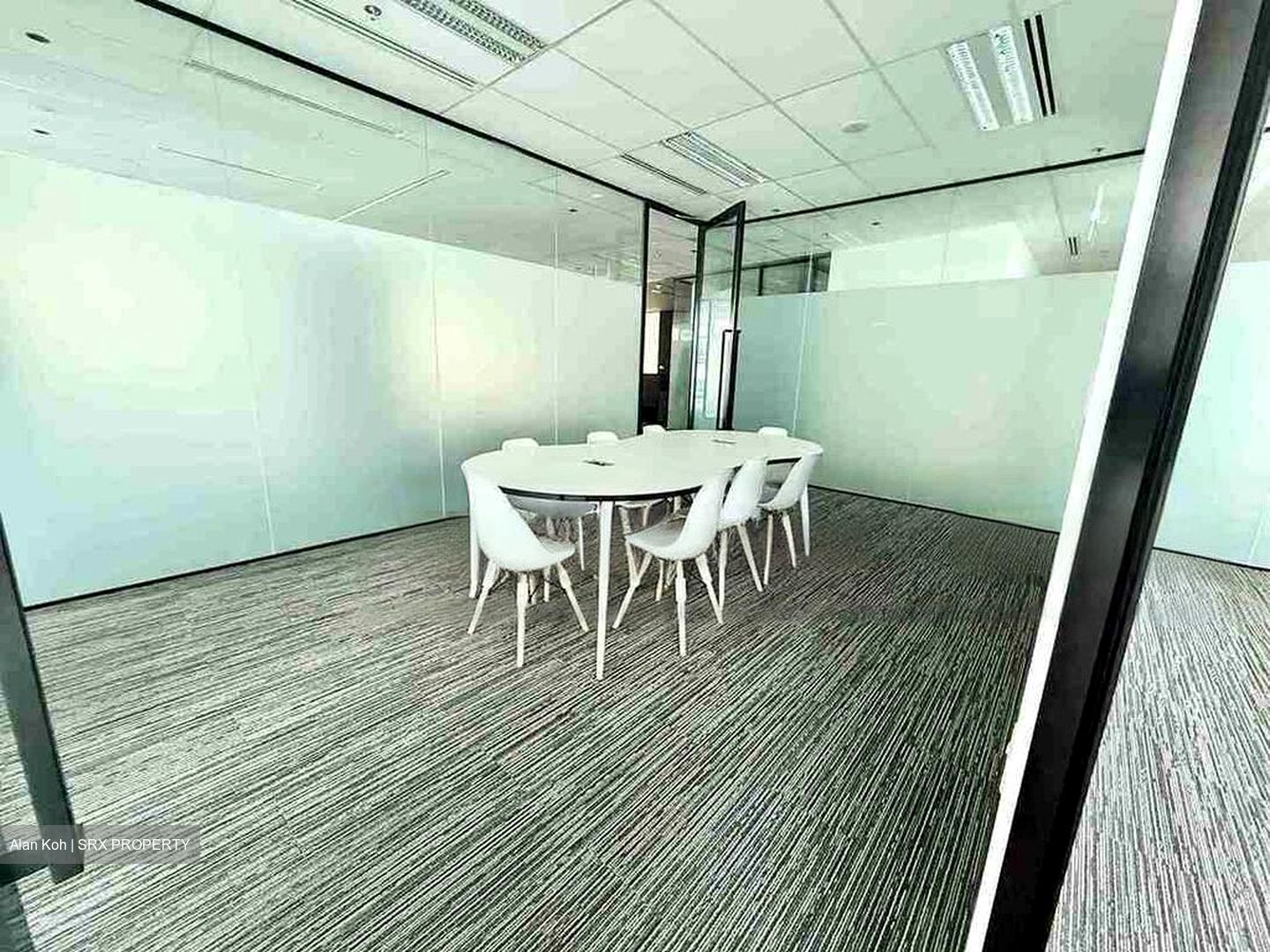UIC Building (D1), Office #450989801